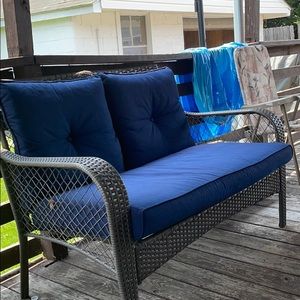 Meet your Posher, Davorris